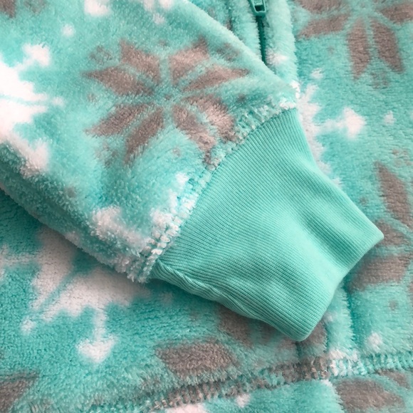 Winter Woman’s Fuzzy Onesie - Picture 8 of 8